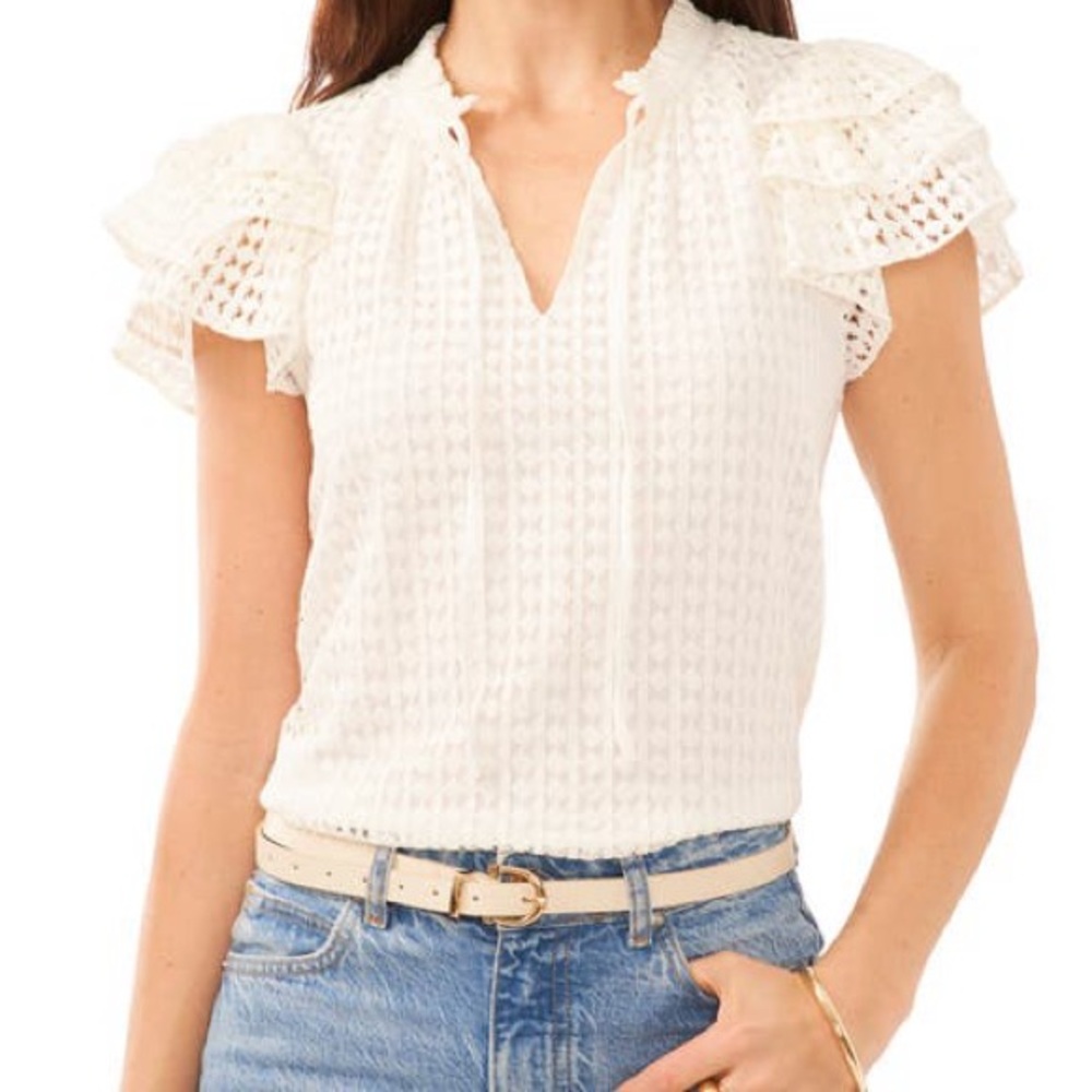 1.STATE Lace Flutter Sleeve Top New Ivory